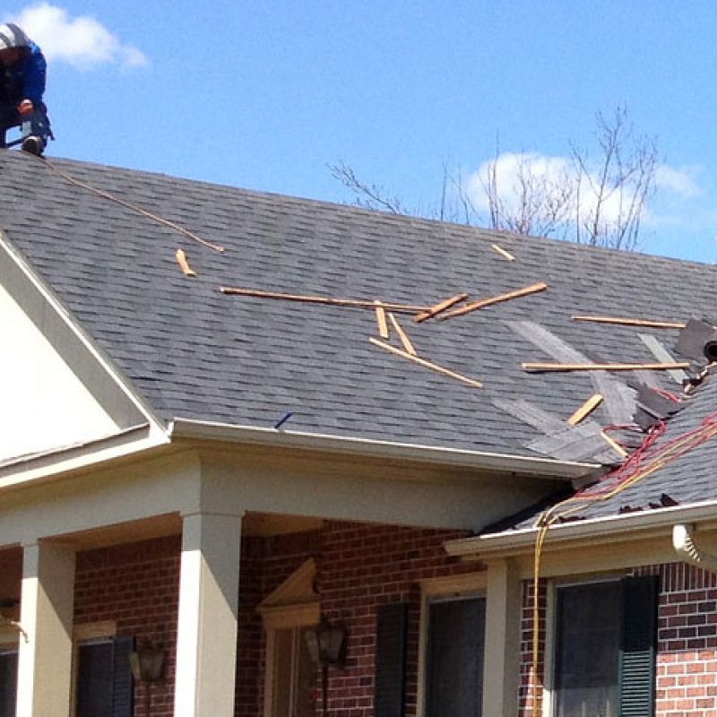 Most residential homes will use asphalt shingles like theese.